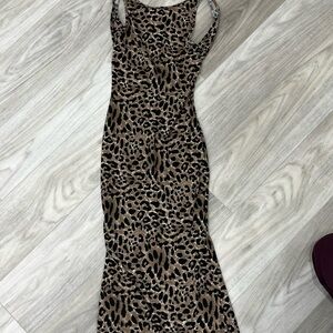 Leopard Print Sleeveless Maxi Dress